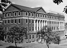 The John Staige Davis neuro-psychiatric wing of the hospital was completed in 1939.  Albert and Shirley Small Special Collections Library, University of Virginia.