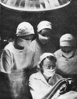 Student nurses of 1939 receive anesthesia training. On the left is future faculty member and dean Zula Mae Baber. Ruth Repass Shaver Collection.   Eleanor Crowder Bjoring Center for Nursing Historical Inquiry, University of Virginia School of Nursing.
	