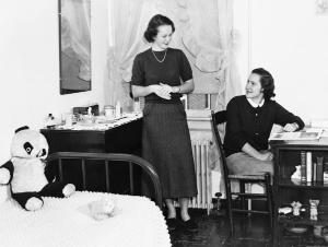 1949 School of Nursing catalog photos depict student life in McKim Hall as friendly and social, in comfortable home-like settings.	Eleanor Crowder Bjoring Center for Nursing Historical Inquiry, University of Virginia School of Nursing.