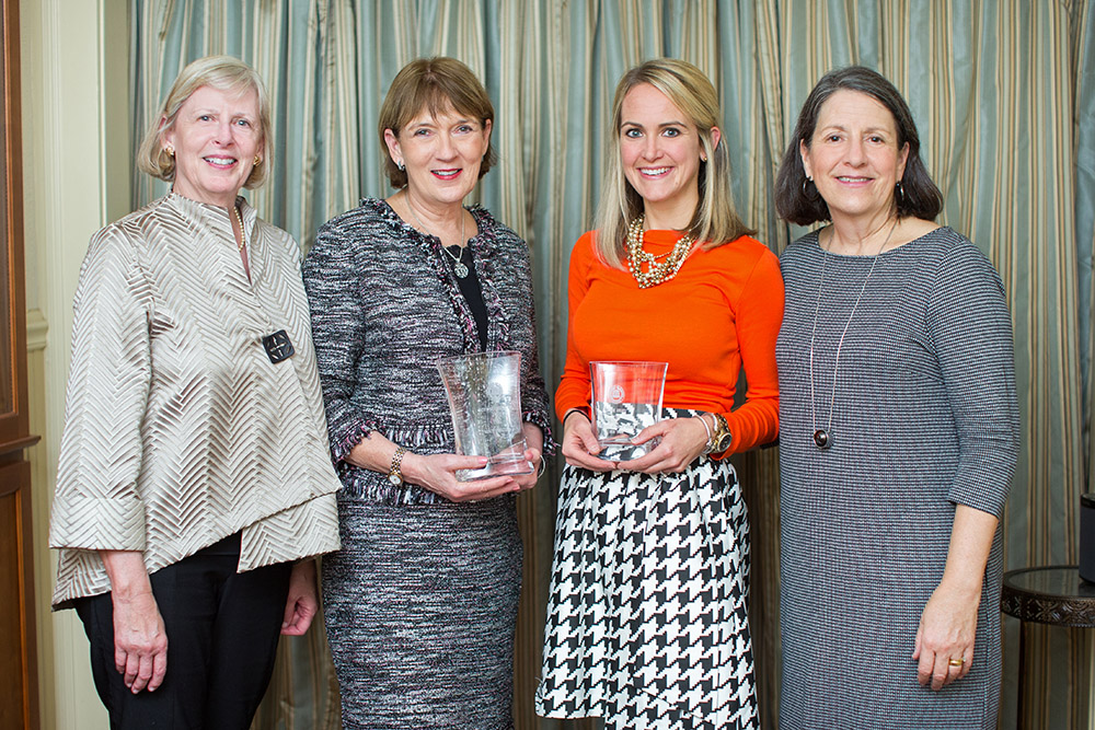 2015 Alumni Award Winners Nancy Agee and Elizabeth Bradshaw Mikula.