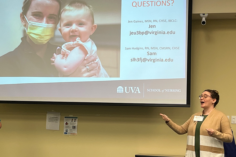 Hudgins presents at the VASSA conference.