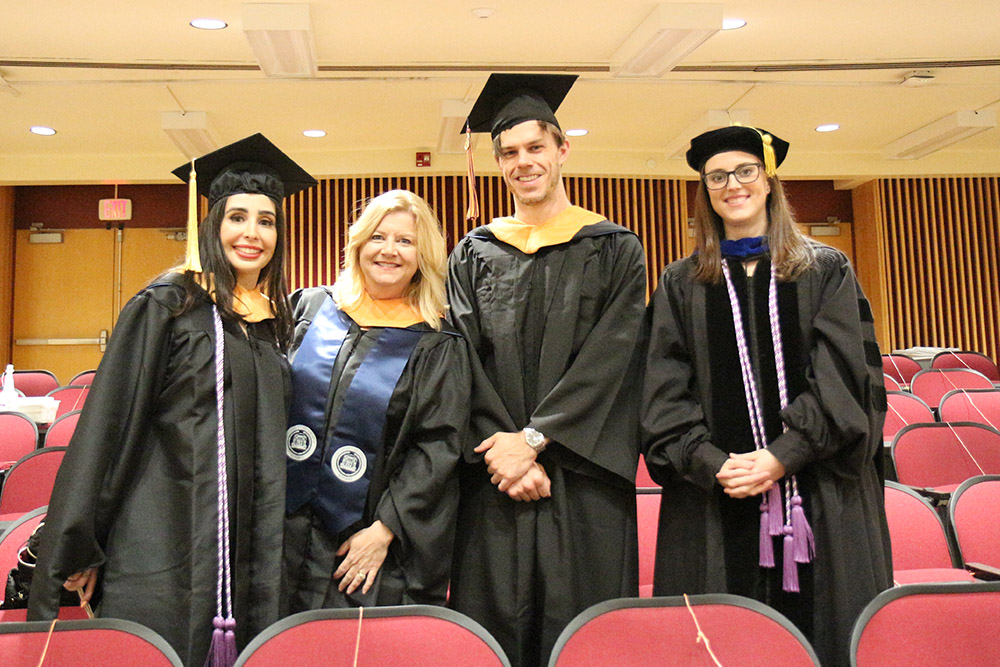 Olivia Reichenbacker and members of the MSN Class of 2021 who are PMHNPs.